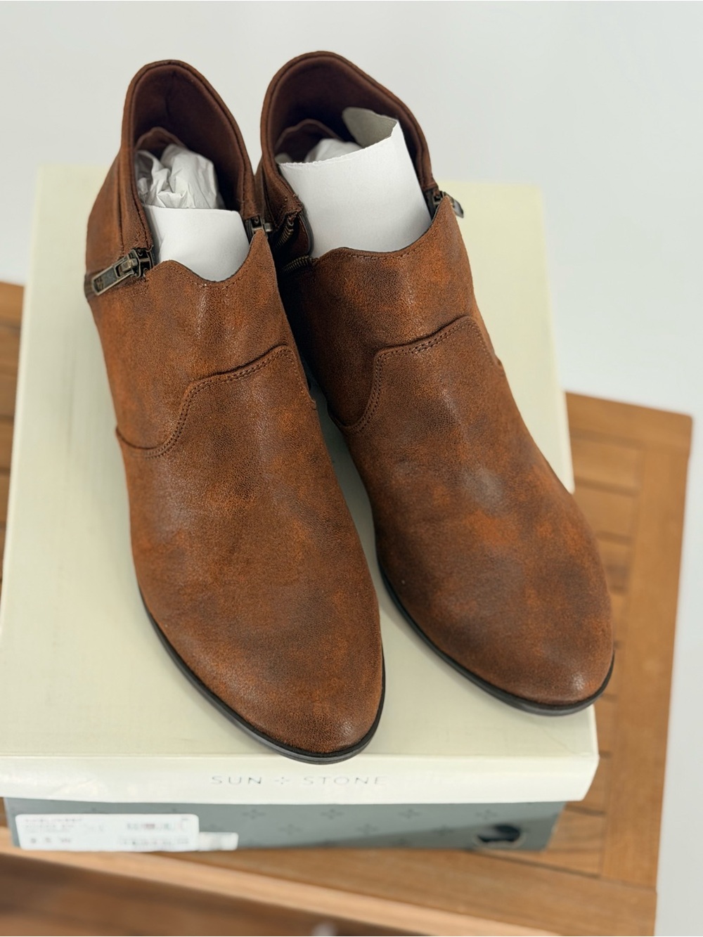 New sun & stone choco Leather Slip-On Ankle Boots size 9.5 W